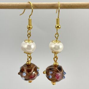 Artisan Handcrafted Vintage Wedding Cake Murano Venetian Glass Pearl Earrings